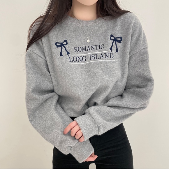 Embroidered Letter Sweatshirt with Bow Accent - Picture 4 of 4